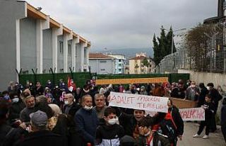 50 yıllık yolları kapanan mahalleli tekrar yoluna...