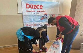 623 öğrenciye kışlık yardımı yapıldı