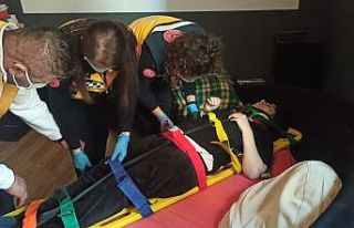 8. kattan düşen genç kadının inanılmaz kurtuluşu