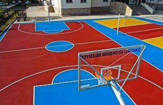 92 okula basketbol ve voleybol sahası yapıldı
