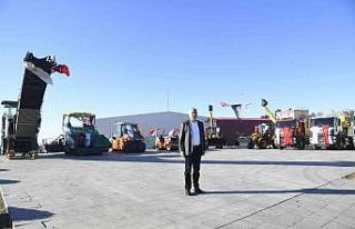 Adana Büyükşehir Belediyesi araç filosunu güçlendiriyor