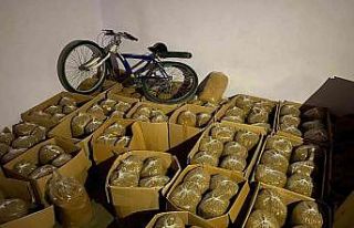 Adana’da 1.5 ton kaçak tütün ele geçirildi