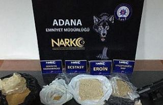 Adana’da evinden eroin çıkan zanlı tutuklandı