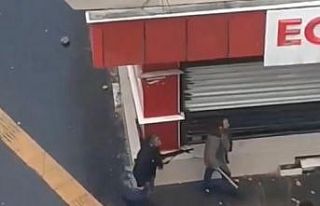 Adliye çıkışı silahlı ve bıçaklı kavga: 4...