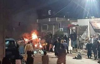Afganistan’da minibüse bombalı saldırı: 7 ölü,...