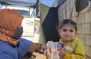 Afrin şehidinin maaşının bir kısmını bağışladığı...