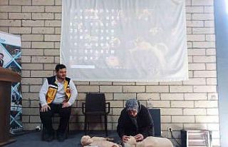 Afyonkarahisar’da kadınlara ilkyardım eğitimi