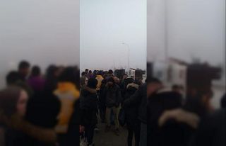 Afyonkarahisar’da midibüs devrildi: 9 yaralı