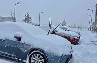 Ağrı’da 191 köy yolu kar nedeniyle ulaşıma...