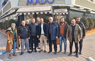 Ak Parti basınla bir araya geldi