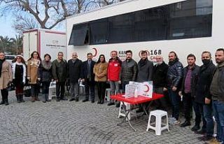 AK Partililer kan bağışladı
