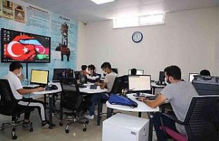 Akademi Liselerden 13 bin 528 öğrenci destek aldı