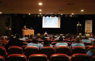 Alanya Belediyesi şoförlerine trafik eğitimi verildi