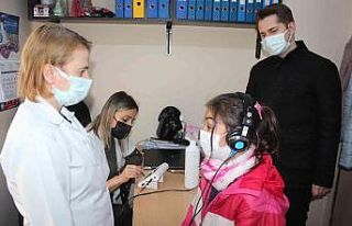Alaşehir’de öğrencilere işitme testi yapılmaya...