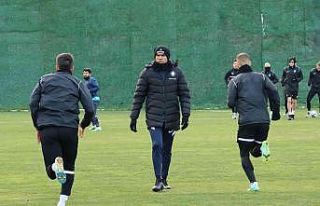 Altay, Antalya’da kampa giriyor