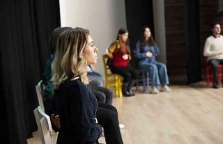 Altıeylül’de tiyatro eğitimleri başladı