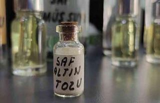 Altını toz hâline getirip kralların suyunu yaptı