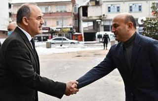 Altınova’yı ziyaret eden Vali Erol’dan canla...