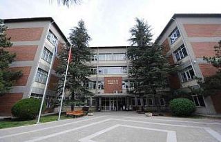 Anadolu Üniversitesi Eczacılık Fakültesi yeniden...