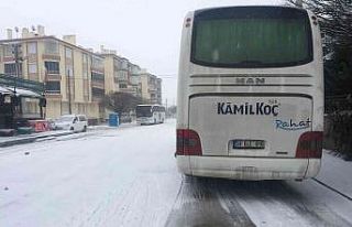 Ankara’dan Konya’ya giden araçlar Kulu’da bekletiliyor