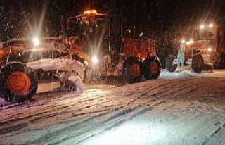 Antalya-Konya karayolu tırların geçişine kapatıldı