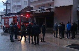 Antalya’da ardiyeye düşen yıldırım yangın...