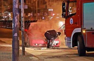 Antalya’da LPG’li otomobil alev alev yandı