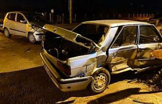 Antalya’da trafik kazası: 3 yaralı