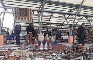 Antika meraklıları bir araya geldi