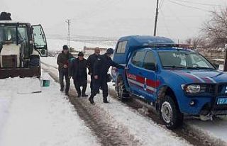 Araban’da mahsur kalan hastaların imdadına belediye...