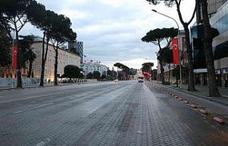 Arnavutluk sokakları, Cumhurbaşkanı Erdoğan için...