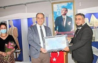 Asırlık nakış atölyesi açıldı