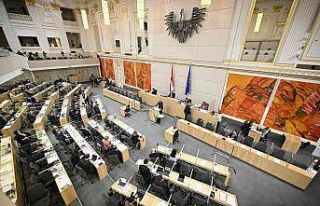 Avusturya Parlamentosu’ndan zorunlu Covid-19 aşısına...