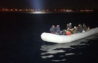 Ayvalık’ta 45 düzensiz göçmen kurtarıldı