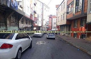 Bağcılar’da cinayet: Aynı evde yaşadığı kişiyi...