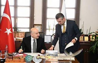 Bakan Adil Karaismailoğlu, Başkan Ocaklı’yı...