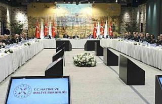 Bakanı Nebati’nin, ekonomist ve akademisyenlerle...