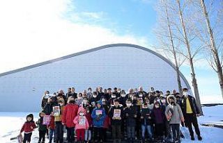 Baksı Müzesinden 116 öğrenciye burs