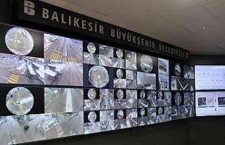 Balıkesir Büyükşehir ekipleri 7/24 kar mesaisinde