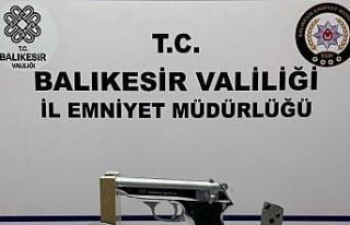 Balıkesir emniyeti bir haftada aranan 137 kişiyi...