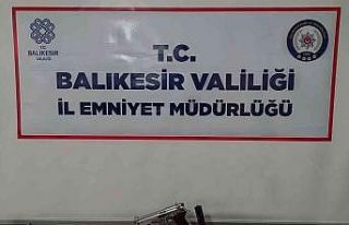 Balıkesir’de 3 yılda 2 bin 193 tabanca ele geçildi