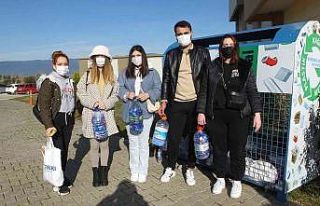 Balıkesir’de mavi kapaklar engellilere tekerlekli...