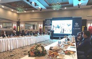 Bandırma Belediye Başkanı Tosun, Gazeteciler Gününü...