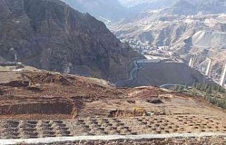 Baraj nedeniyle sular altında kalacak ilçede vatandaşlara...