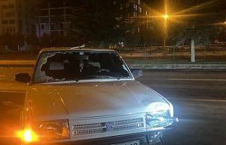 Barışma teklifini reddeden kız arkadaşını yoldan...
