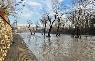 Bartın Irmağı’ndaki su seviyesi yükseldi, yürüyüş...