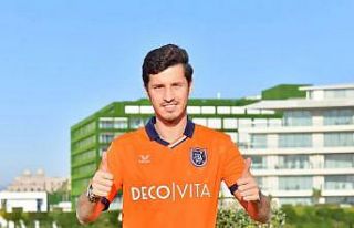 Başakşehir, Salih Uçan’ı sezon sonuna kadar...