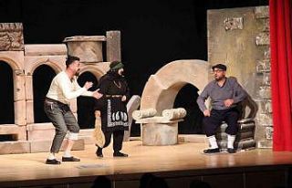 ‘Basilica Tası Gümüşten’ adlı tiyatro oyunu...