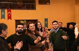 Başiskele Belediyesi’nden gazetecilere moral gecesi