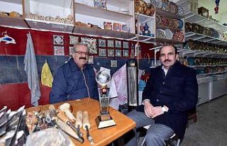 Başkan Altay Konya’nın yaşayan tek tahta kaşık...